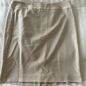 NWT Anne Klein Khaki Pencil Skirt